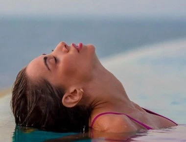 H Oana Marica αποκαλύπτεται και «ξεσηκώνει» (φωτο)